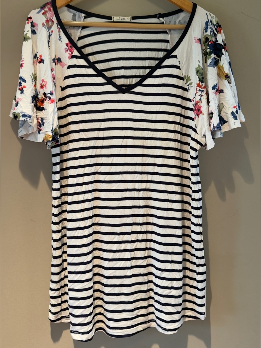 E. luna Navy Stripe V-Neck Tee with Floral Short Sleeves L